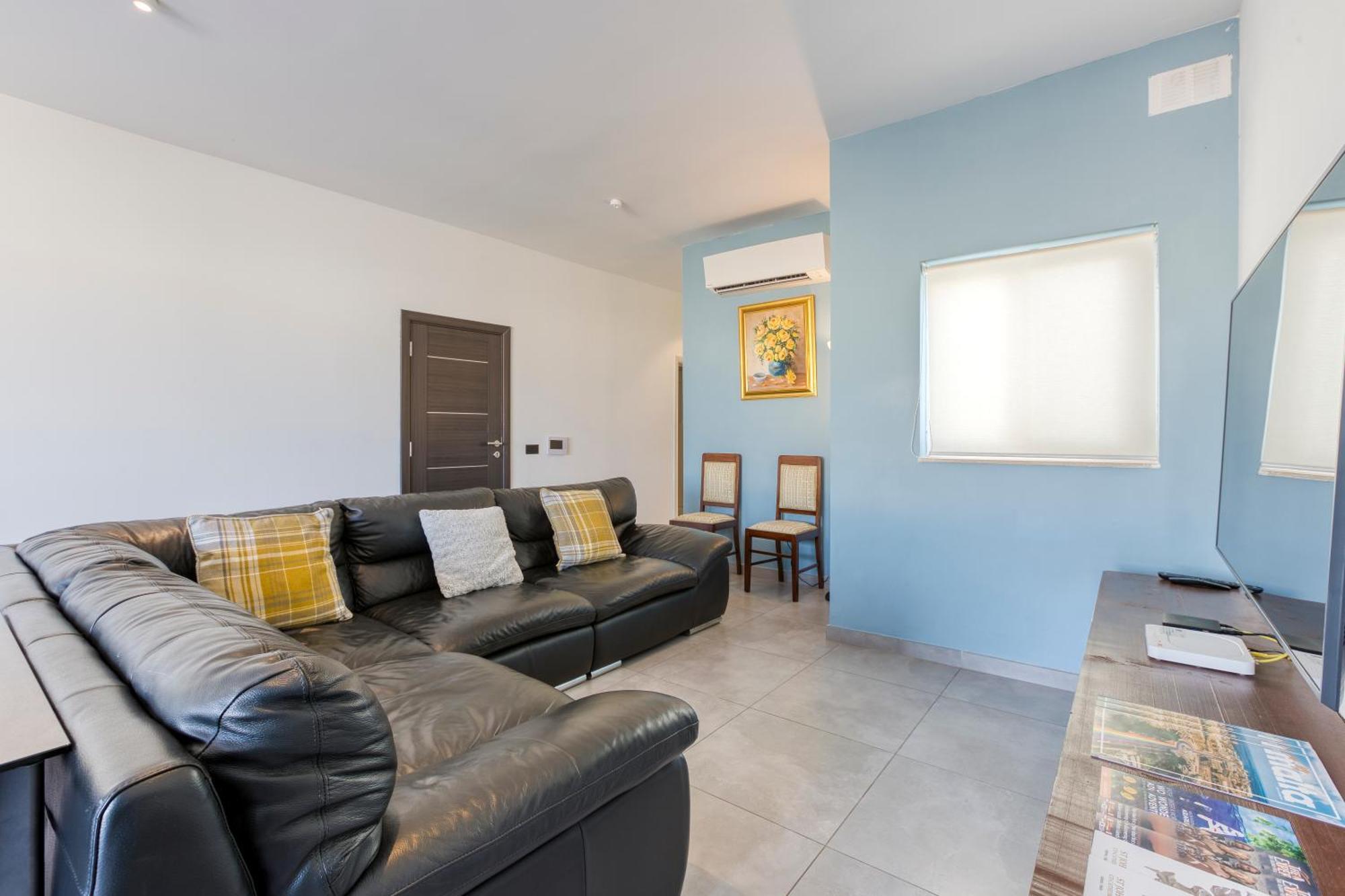 Annitchka Mansions - Penthouse In Central Malta Birkirkara Bagian luar foto